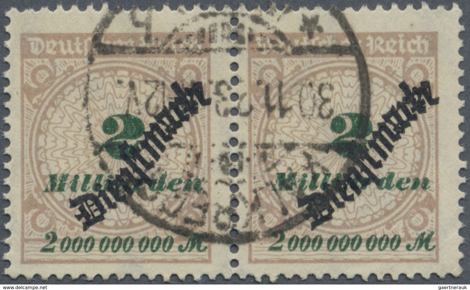 O/ Deutsches Reich - Dienstmarken: 1923, 2 Milliarden Schlangenaufdruck Im Waagerechten Paar, Linke Mar - Servizio