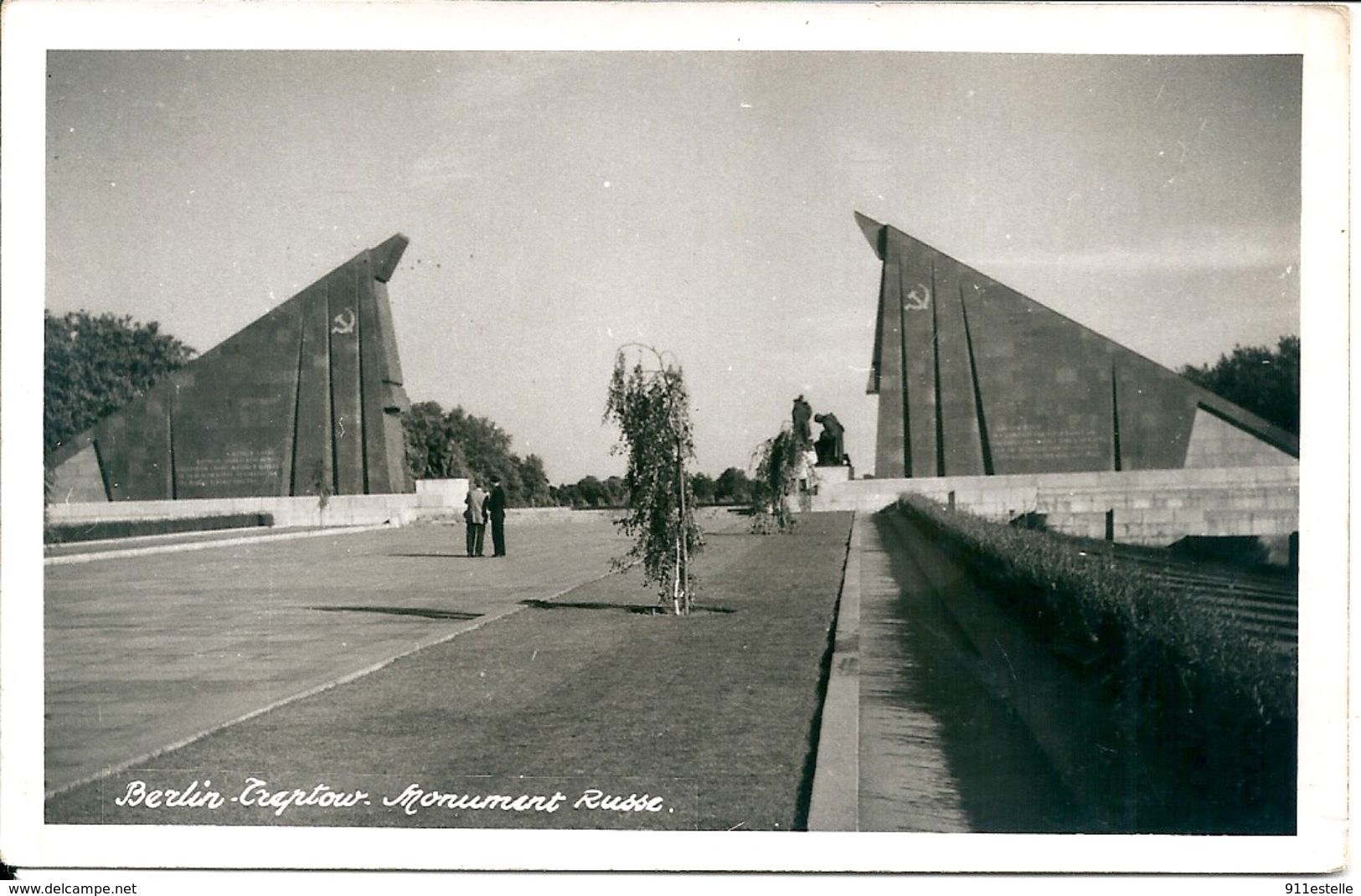 Allemagne    BERLIN -  TREPTOW  MONUMENT  RUSSE - Treptow