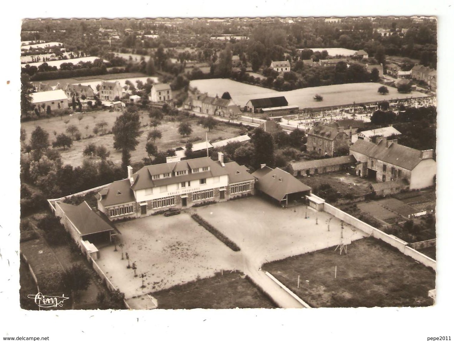 CPA 22 LANVOLLON Vue Aérienne Du Groupe Scolaire 1952 Peu Commune - Lanvollon