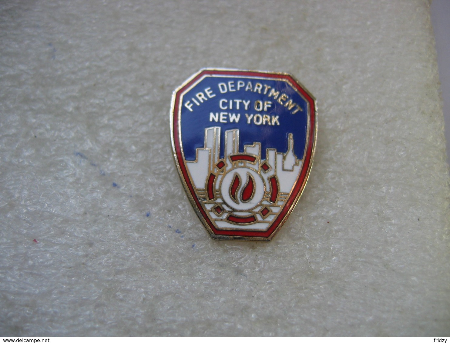 Pin's Pompiers De NEW YORK: Fire Department, City Of New York - Brandweerman