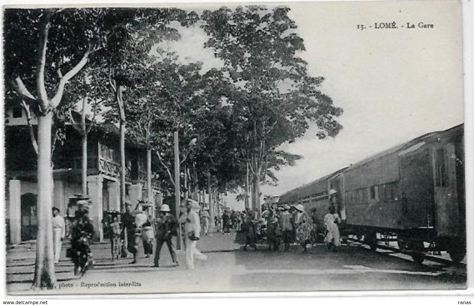 CPA Togo Afrique Noire Train Gare Chemin De Fer Non Circulé Lomé - Togo