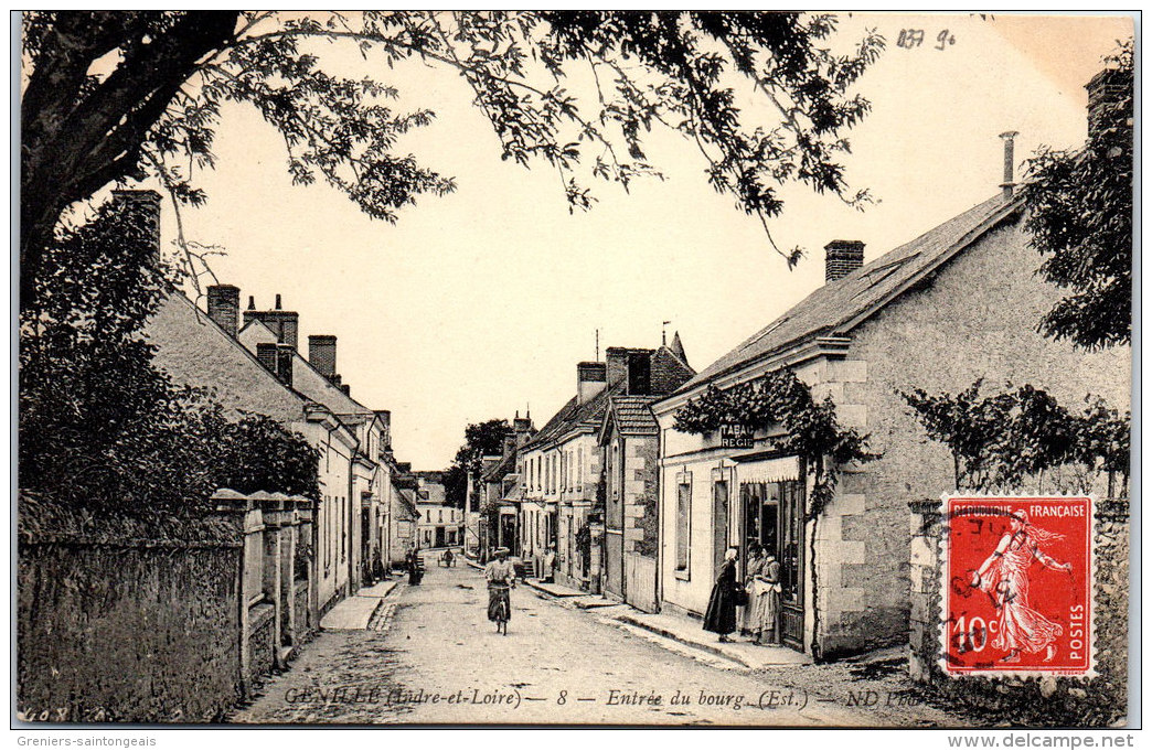 37 GENILLE - Entrée Du Bourg - Genillé