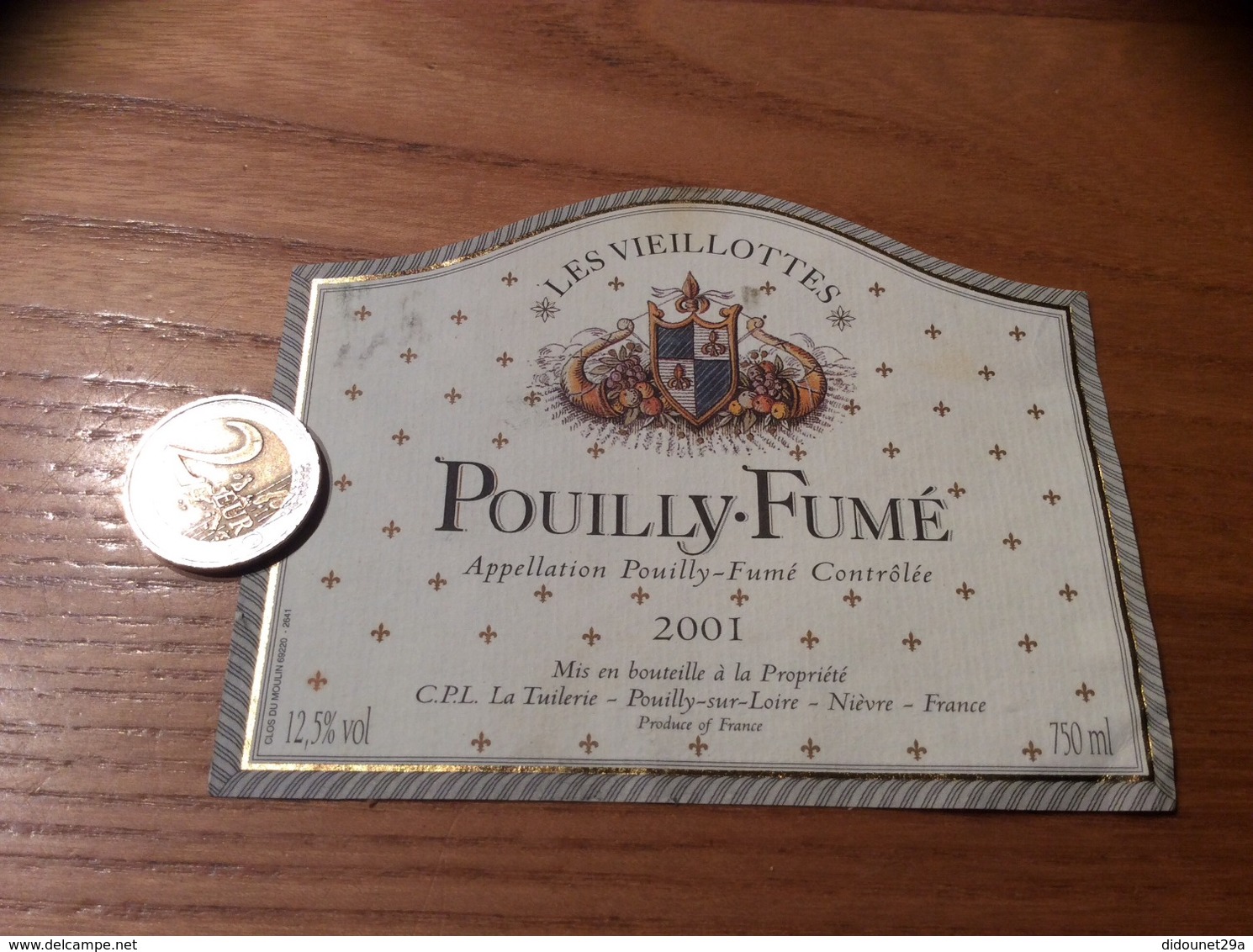 Etiquette De Vin « POUILLY FUMÉ - LES VIEILLOTTES - CPL La Tuilerie - POUILLY-SUR-LOIRE (58) » 2001 (blason) - Vino Blanco