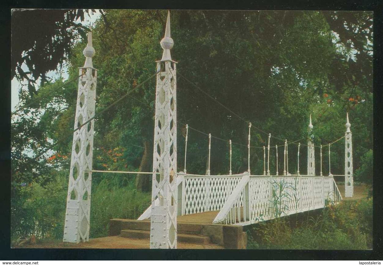 Nigeria. *A Historical Monument. Lugard's Footbridge At Kaduna* Ed. Ministery Of Information. Nueva. - Nigeria