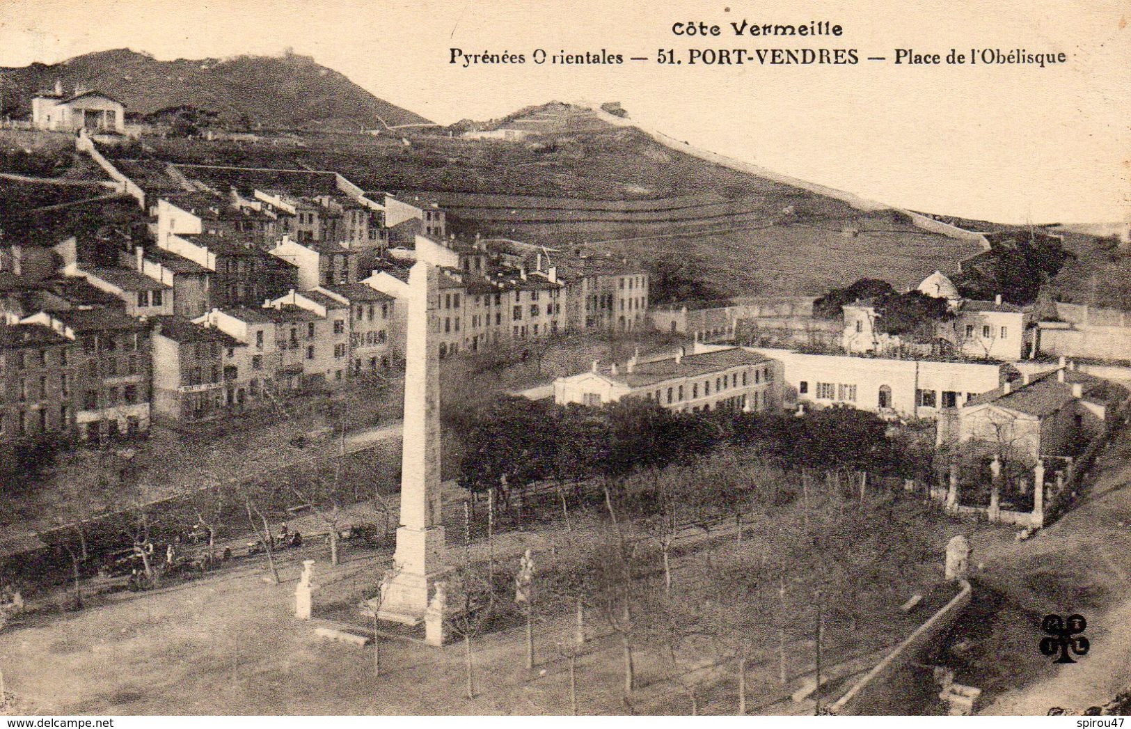CPA PORT VENDRES - PLACE DE L'OBELISQUE - Port Vendres