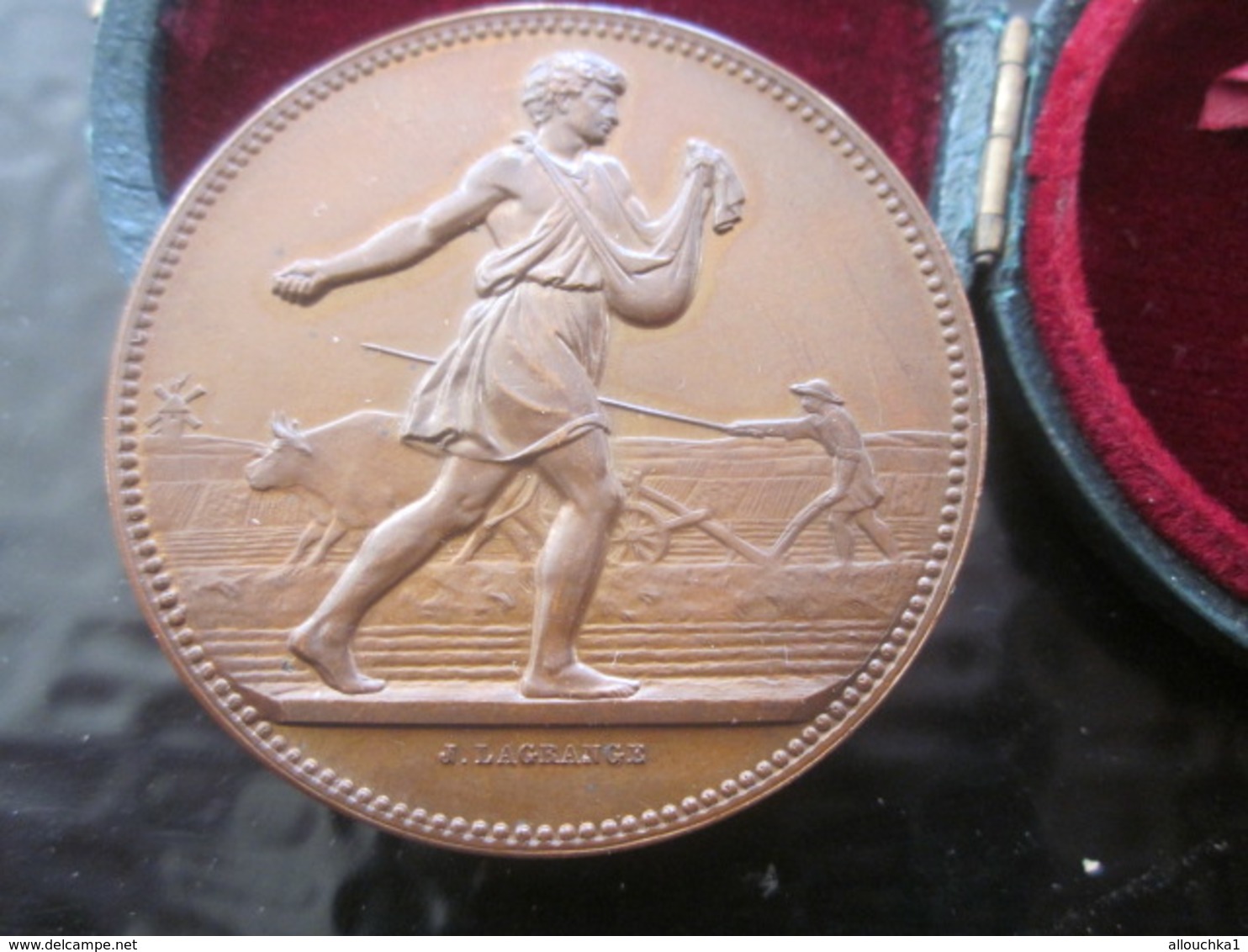 Médaille En Bronze(sur La Tranche)Cours De Mesdames KNOERTZER ET GERARD Signé J.LAGRANGE Remise à Jane LAMBERT 1887-1888 - Otros & Sin Clasificación