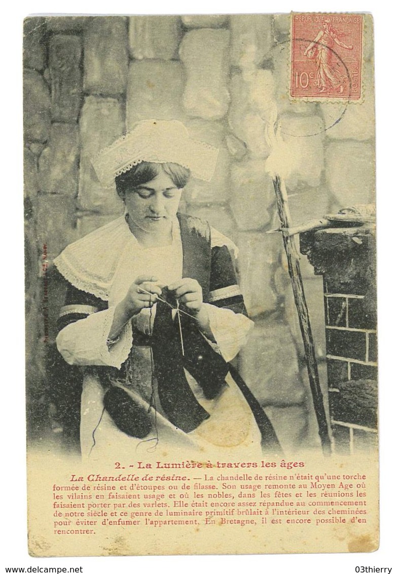 CPA BERGERET FEMME LA LUMIERE A TRAVERS LES AGES N°2 LA CHANDELLE DE RESINE - Mujeres