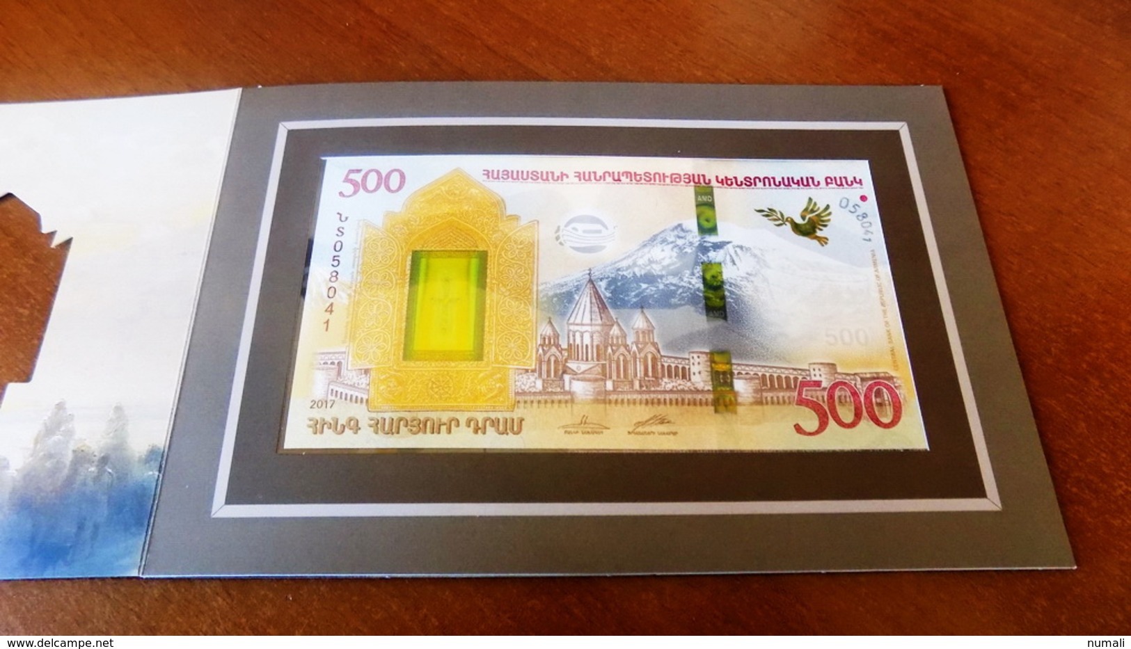 ARMENIA 500 DRAM 2017 UNC NOAH'S ARK COLLECTOR COMMEMORATIVE BANKNOTE IN FOLDER - Armenia