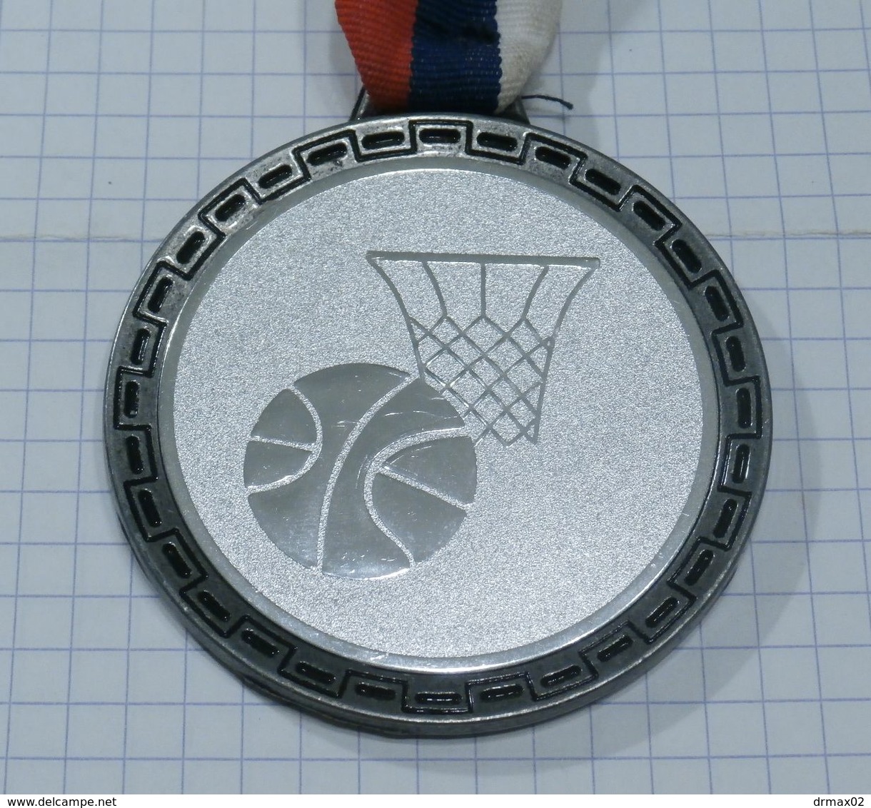BASKETBALL SILVER MEDAL ~ MEDAILLE, LEAGUE OF FUTURE CHAMPIONS 2006 - SOS CHANNEL Radio & TV /49gr - Other & Unclassified