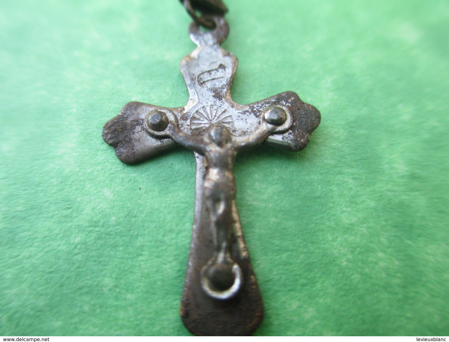 Chapelet Religieux Ancien De Communiant/Perles Métalliques / Avec 4 Médailles / Mi - XXéme Siécle                 CAN750 - Religion & Esotericism