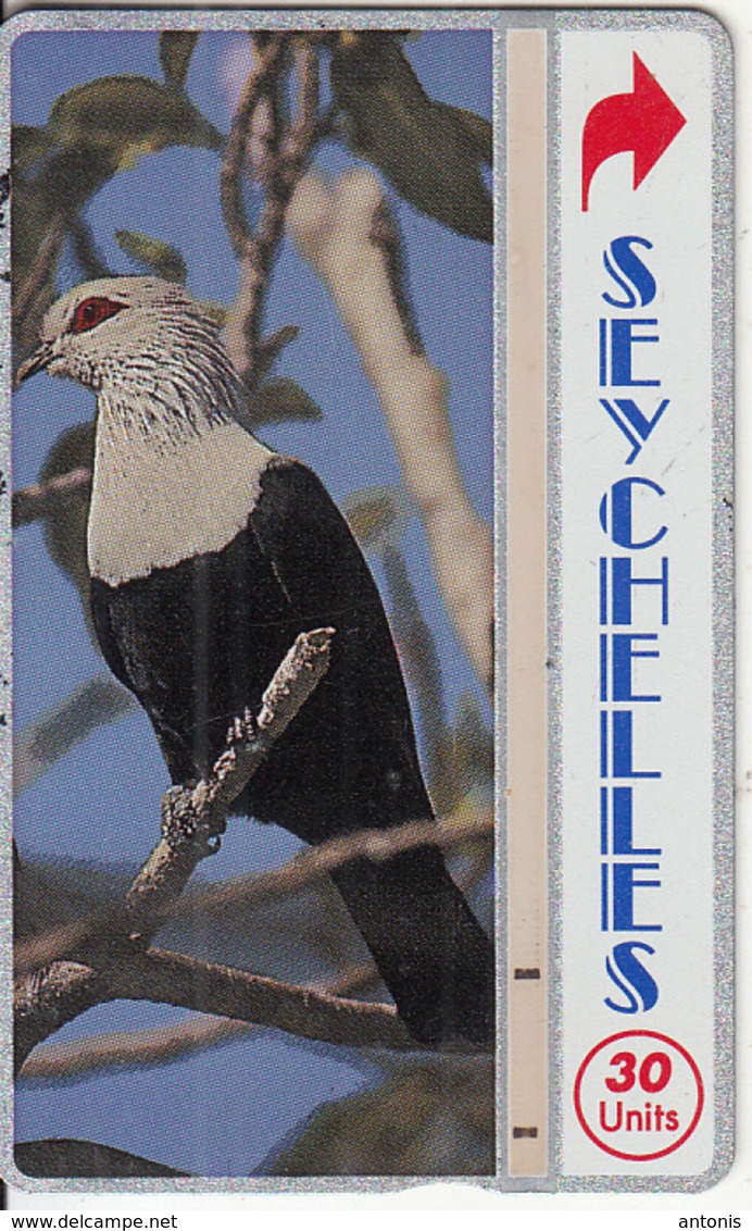 SEYCHELLES - Comoro Blue Pigeon, CN : 903B, Tirage 40000, Used - Seychelles