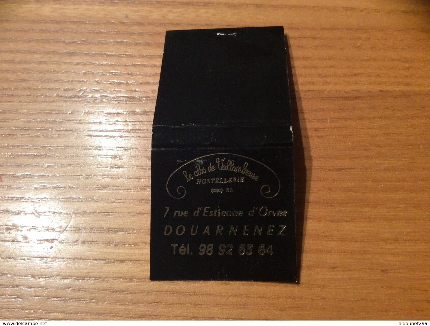 Pochette D'allumettes SEITA « le Clos De Vallombreuse DOUARNENEZ (29) » - Matchboxes