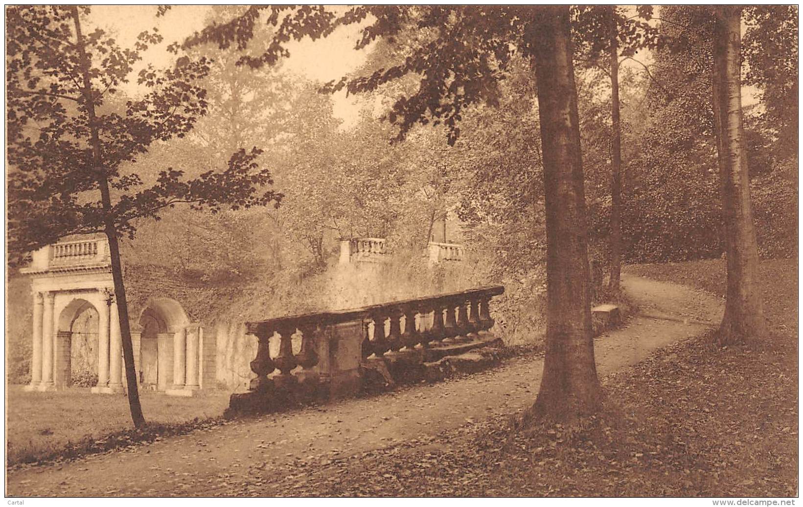 Domaine De MARIEMONT - Le Parc - Ruines Dites Du "Fer à Cheval" - Morlanwelz