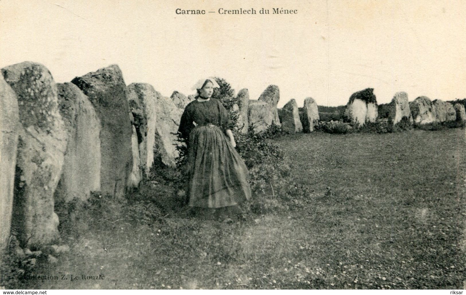 MENHIR(CARNAC) - Dolmen & Menhirs