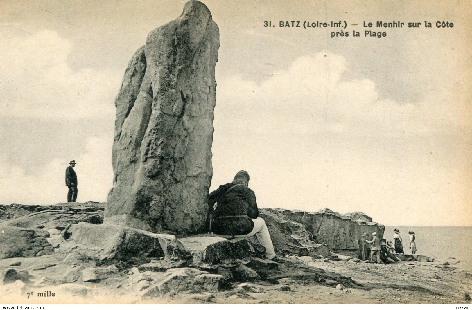 MENHIR(BATZ) - Dolmen & Menhirs