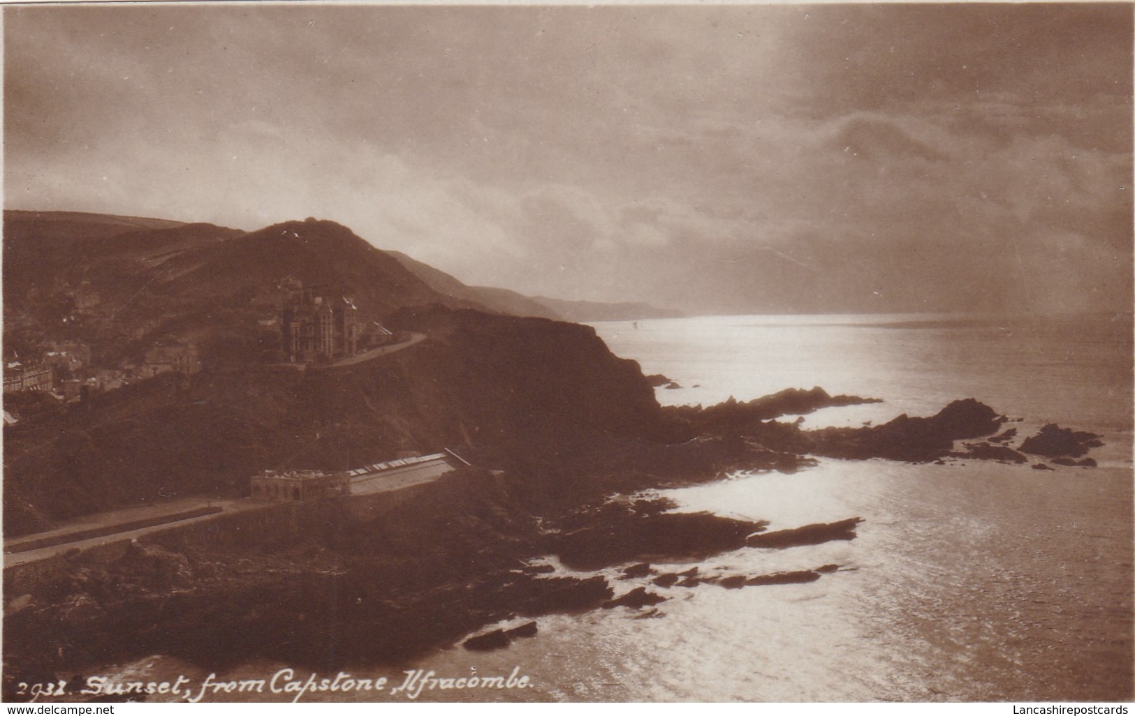 Postcard Sunset From Capstone Ilfracombe By Sweetman My Ref  B11852 - Ilfracombe