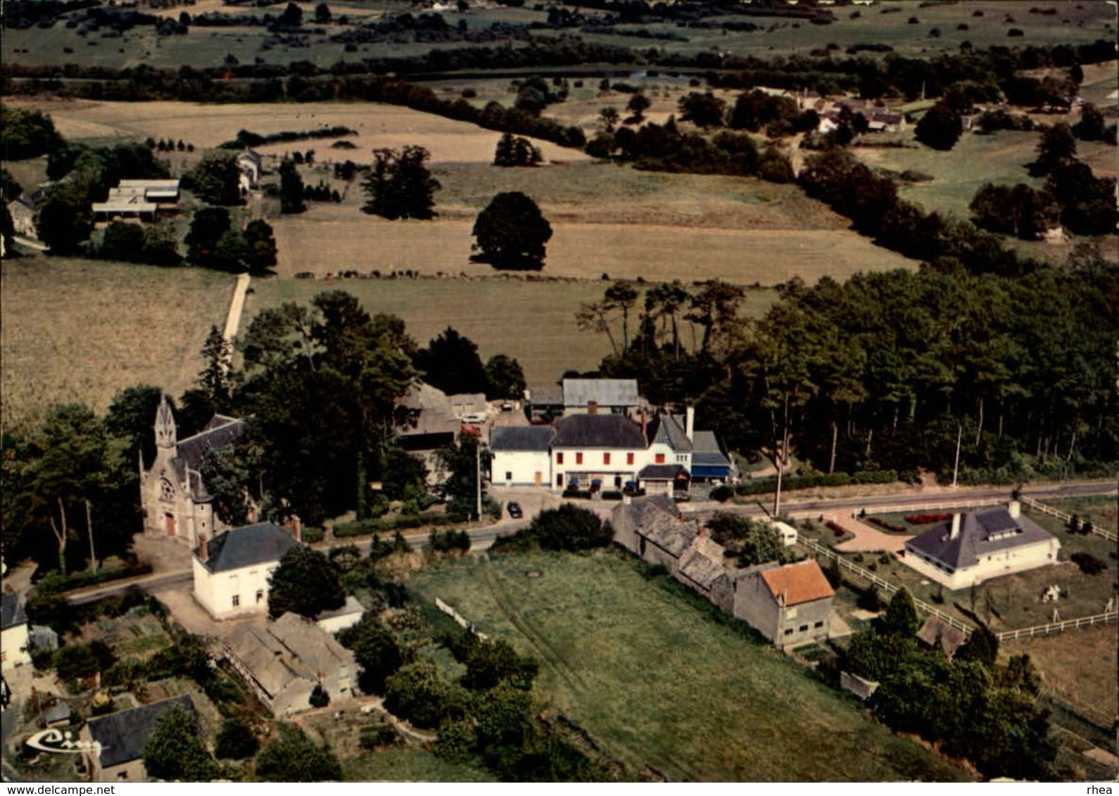 44 - GUENROUET - Hotel Restaurant - Le Gougou - Vue Aérienne - Guenrouet