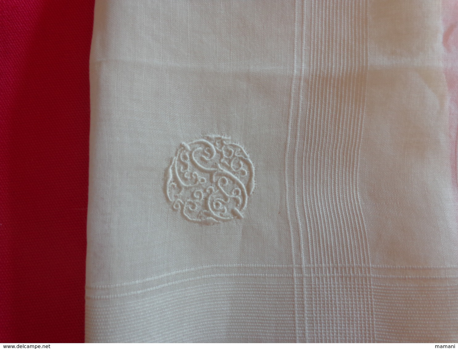 Lot De Mouchoirs Ancien Belle Broderie (9944) - Handkerchiefs