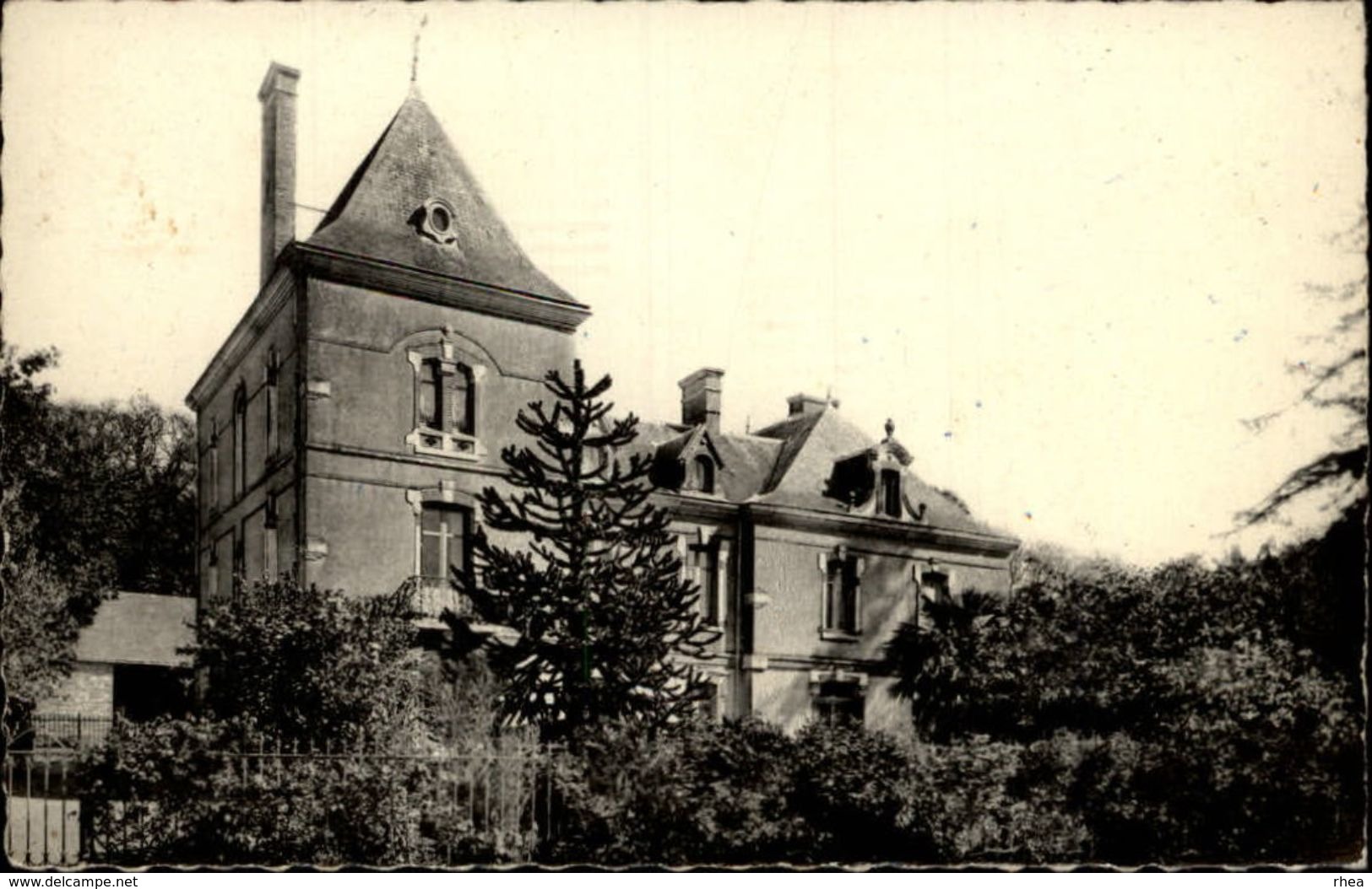 44 - LUSANGER - L'Oiselière - Chateau - Autres & Non Classés