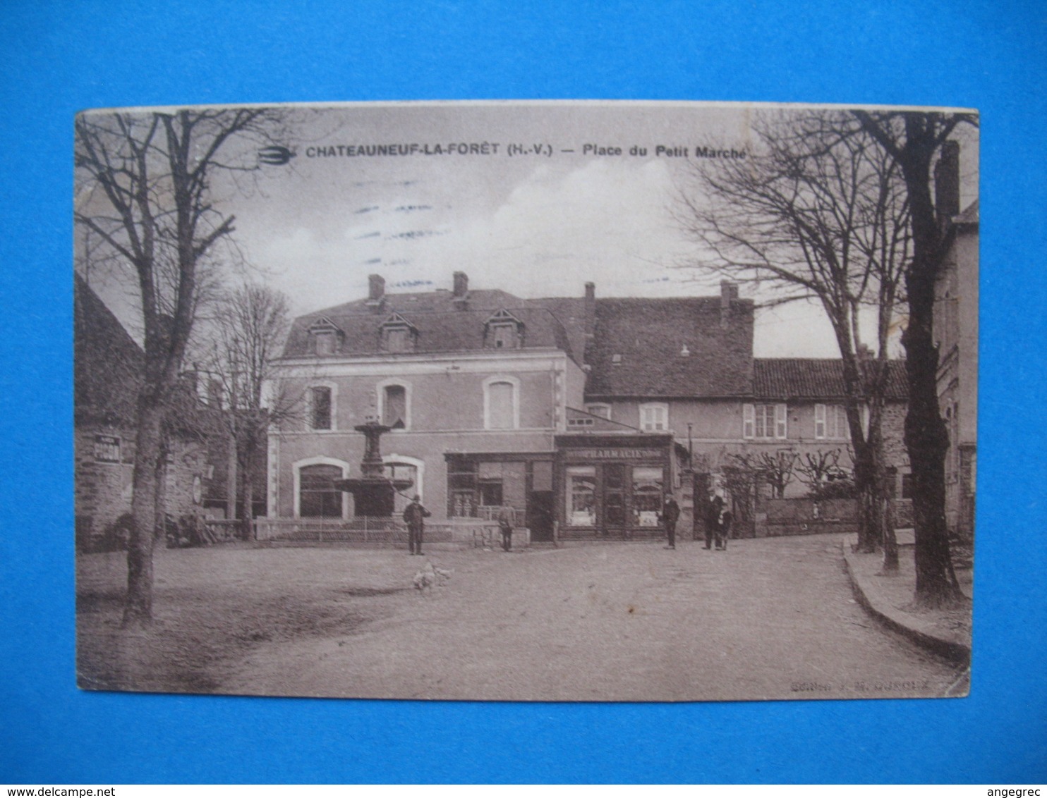 CPA   1941  Châteauneuf-La-Forêt Place Du Petit Marché - Autres & Non Classés