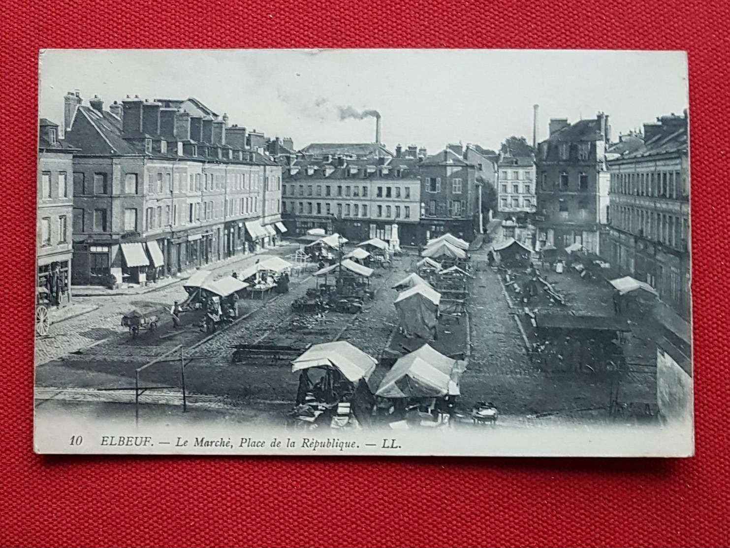 Elbeuf - Le Marché - Place De La République - 2 Scans - Elbeuf