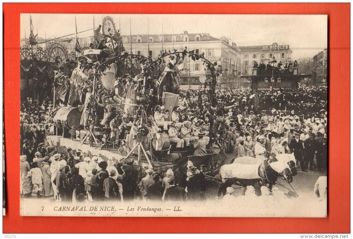 GBD-13 Carnaval De Nice Les Vendanges. Non Circulé - Carnaval