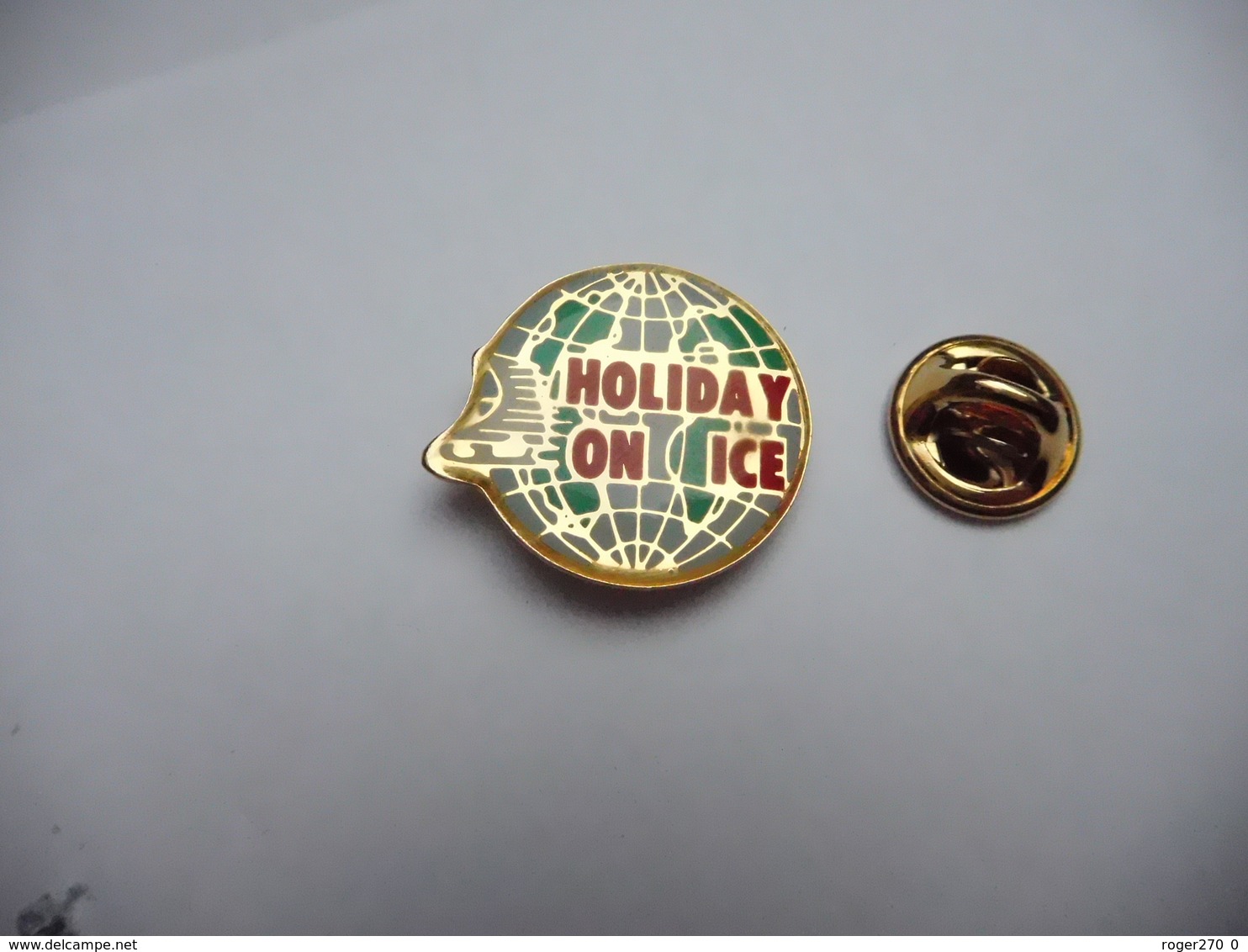 Beau Pin's , Patinage Artistique , Holiday On Ice - Pattinaggio Artistico