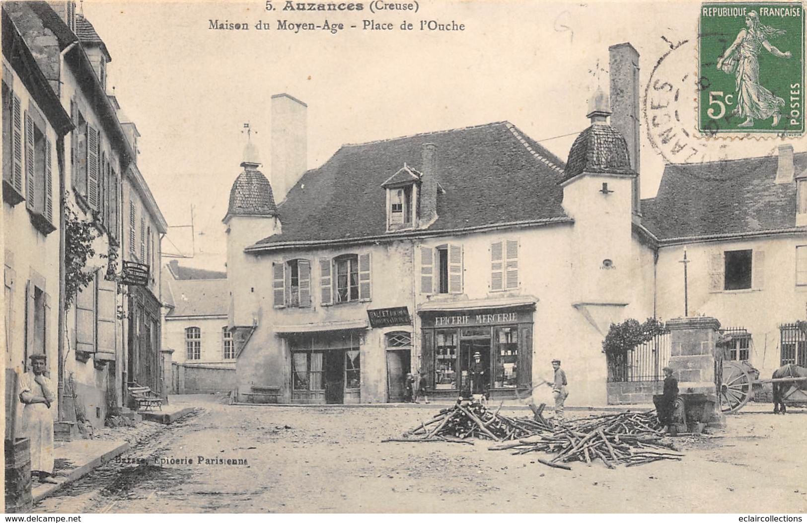 Auzances     23      Place De L'Ouche. Coupe De Bois.          (voir Scan) - Auzances