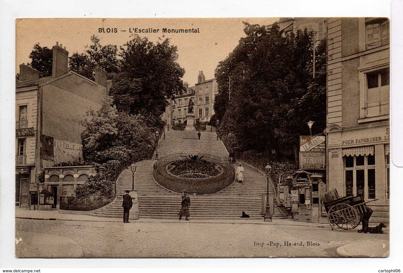 - CPA BLOIS (41) - L'Escalier Monumental - - Blois