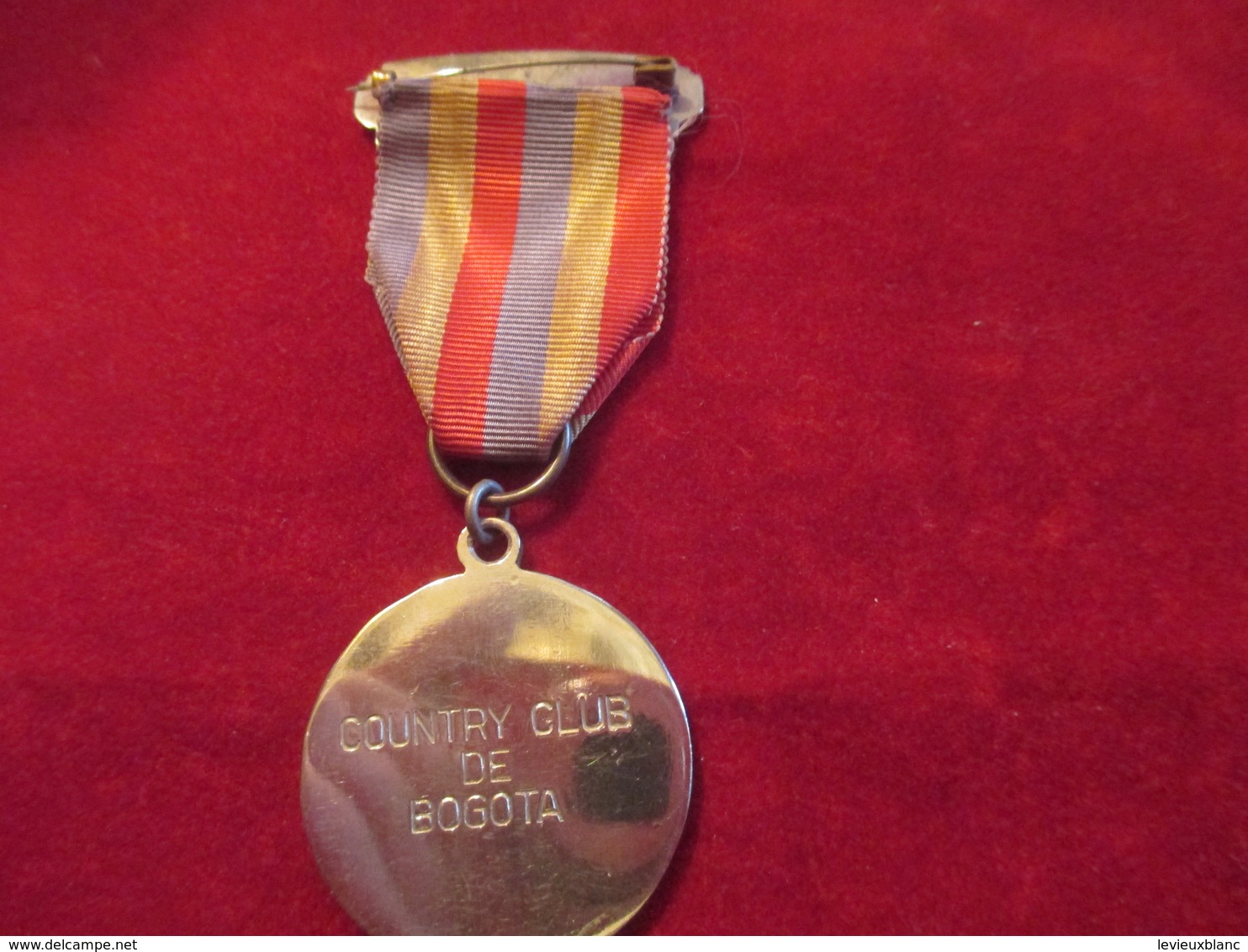 Médaille Pendante/Natation/Torneo Interclubes/2e Puesto/Country Club Bogota/COLOMBIE/1963                      SPO253 - Natation