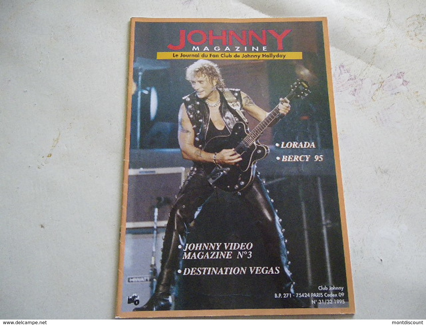 JOHNNY HALLYDAY VOIR PHOTO ANCIEN MAGAZINE FAN- CLUB... REGARDEZ MES VENTES ! J'EN AI D'AUTRES - Revistas & Catálogos