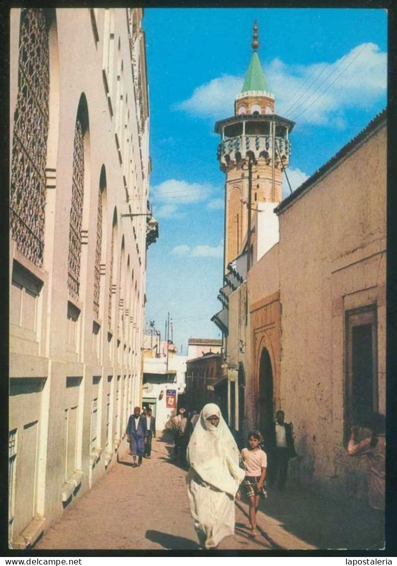Túnez. Tunis. *La Vieille Ville* Nueva. - Túnez