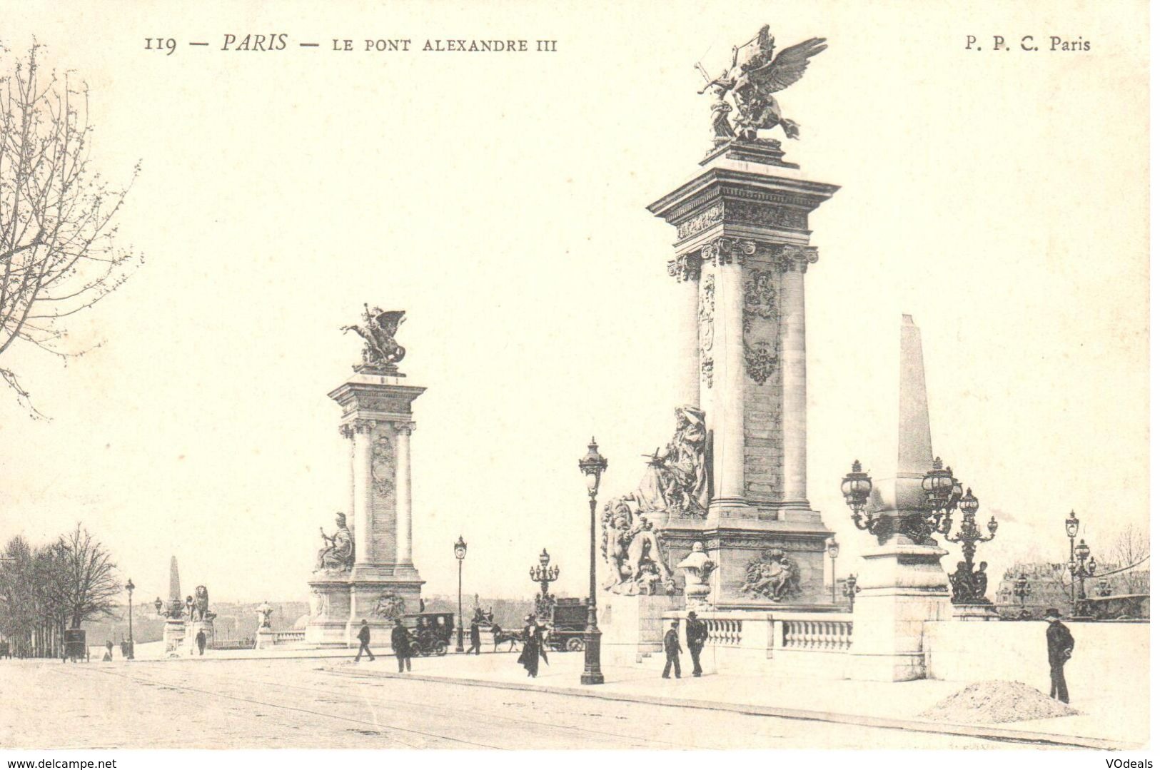 (75) Paris - CPA - Le Pont Alexandre III - La Seine Et Ses Bords