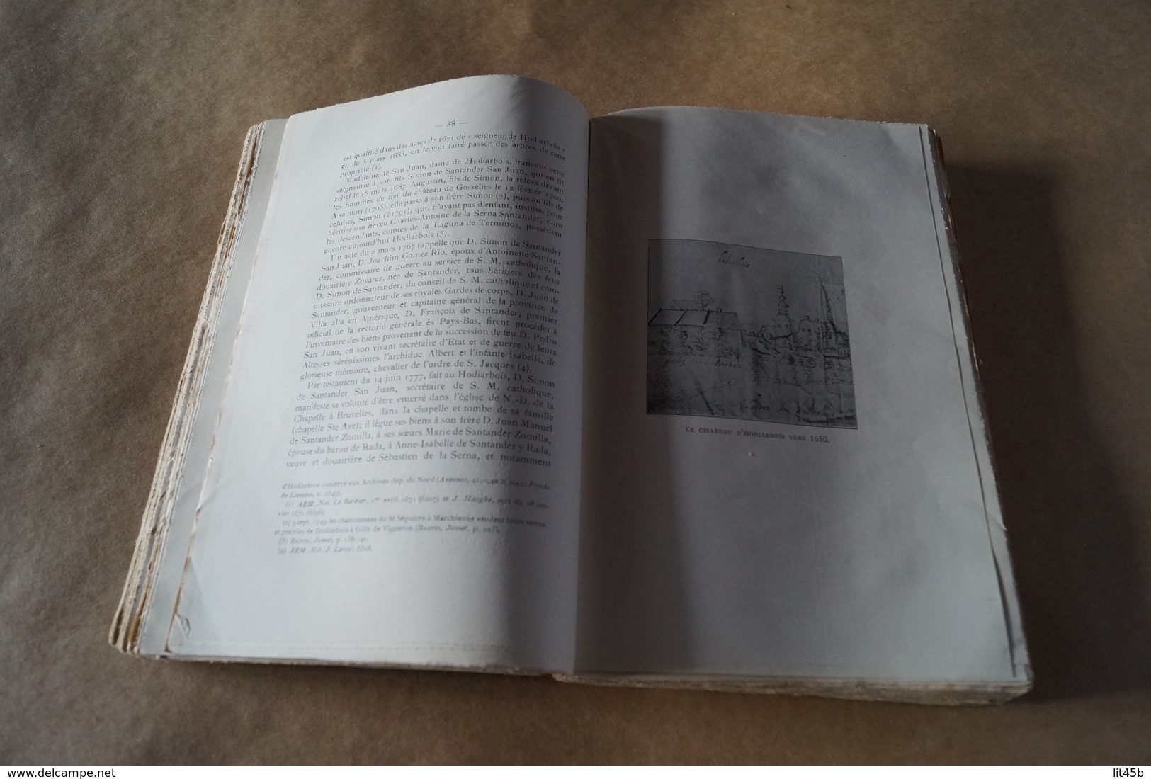 Ville de Gosselies 1926,recherche historique,Dom Ursmer Berlière,carte du 18 iem Siècle,325 pages,25 Cm./16.5 Cm.complet