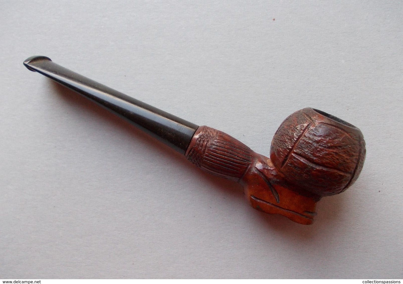 - Ancienne Pipe - Ballon De Foot - - Pipas En Madera De Brezo ( Bruyere)