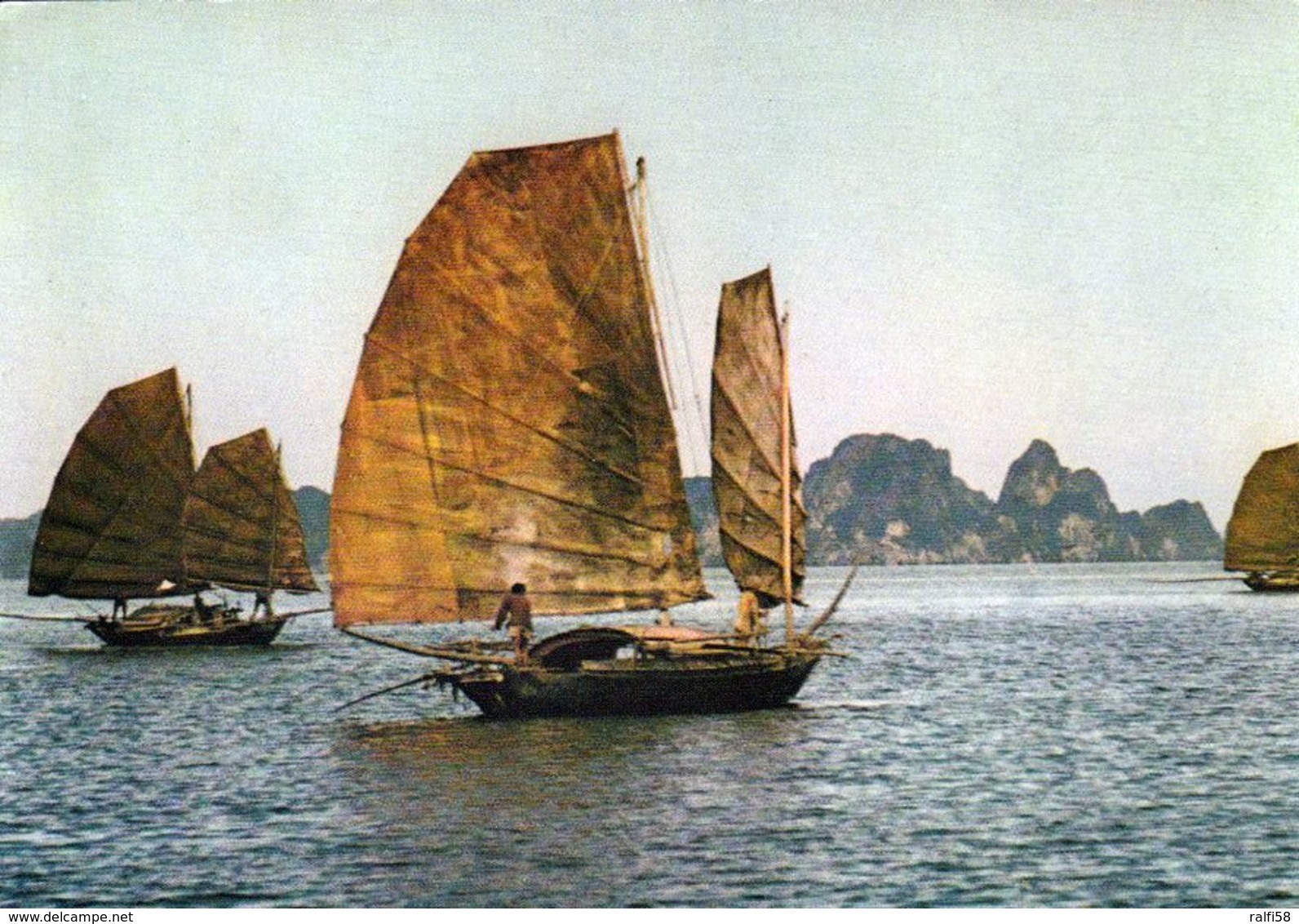 1 AK Vietnam * Die Ha Long Bay * - Seit 1994 UNESCO Weltnaturerbe * - Viêt-Nam