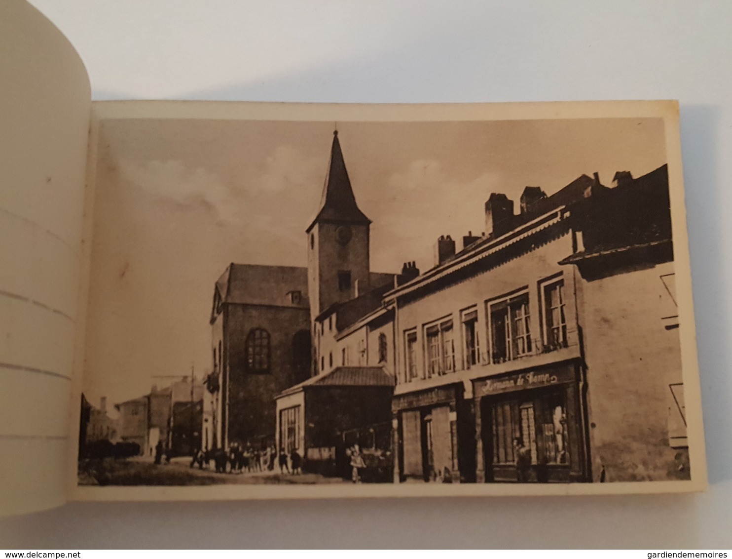 Souvenir Paroissial De Montigny Les Metz - Carnet De 20 Cartes - Album A - Conrard éditeur - Autres & Non Classés