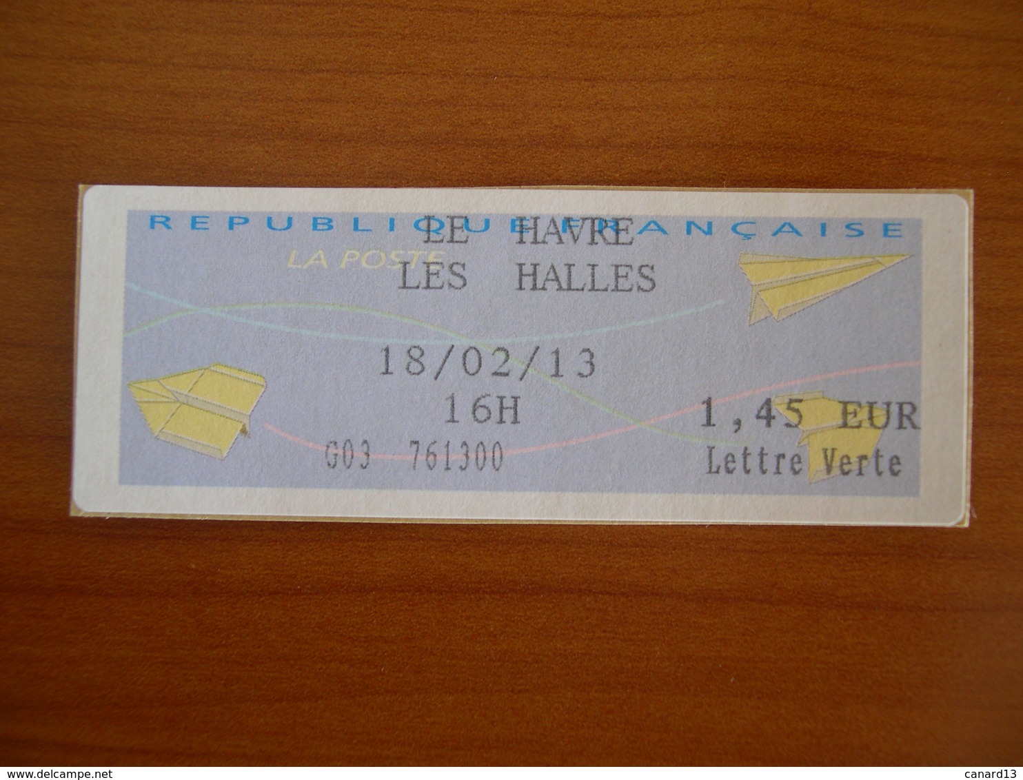 Vignette Distributeur 1.45 LE HAVRE LES HALLES (76) - 2000 « Avions En Papier »