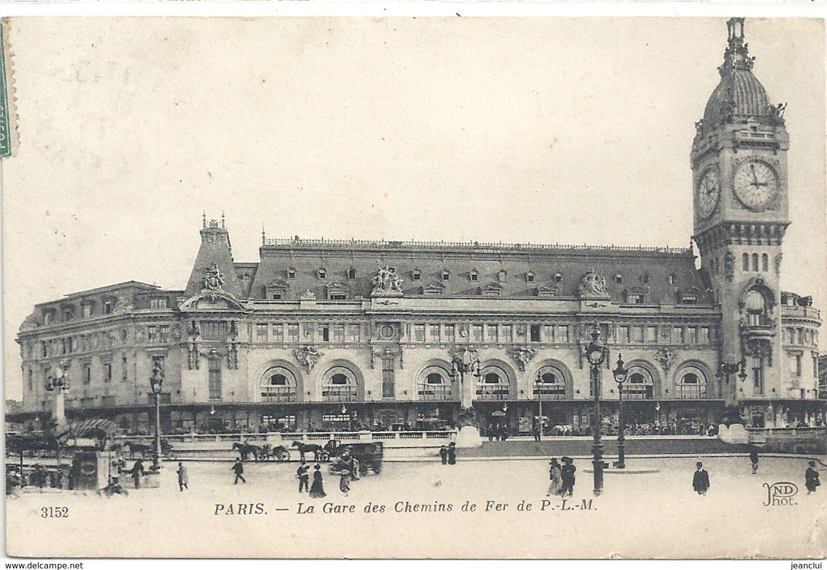 PARIS- LA GARE DES CHEMINS DE FER P.L.M. - AFFR LE 31-1-1920 AU VERSO . 2 SCANES - Metro, Stations