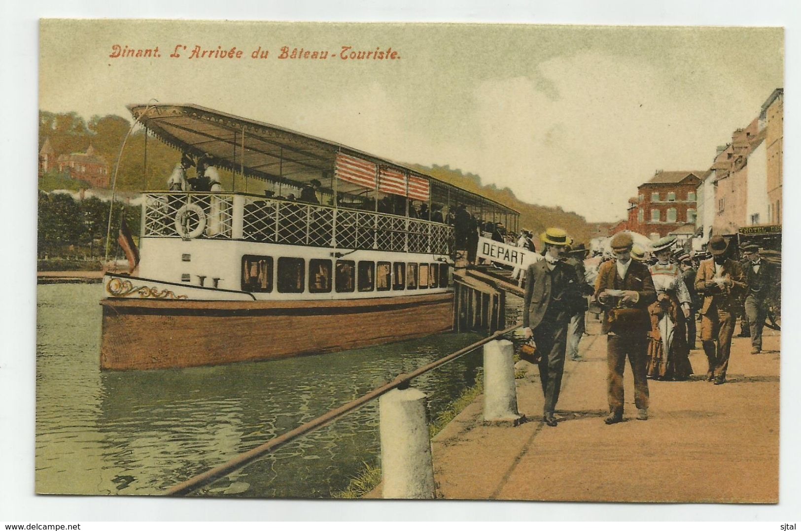 Dinant - Arrivée Du Bâteau- Touriste - Animée - Dinant