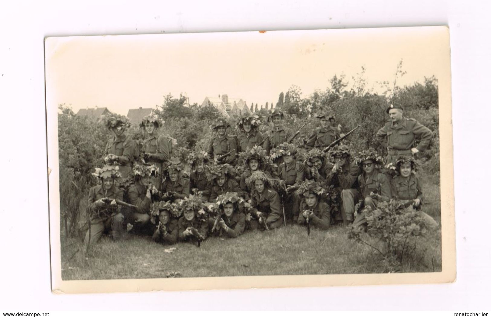 Armée Belge.Soldats En Tenue De Camouflage. - Guerre, Militaire