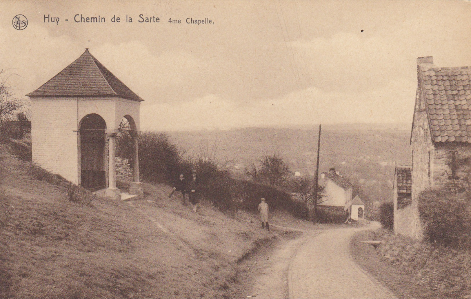 AK-66  HUY    Chemin De La Sarte Chapelle - Huy