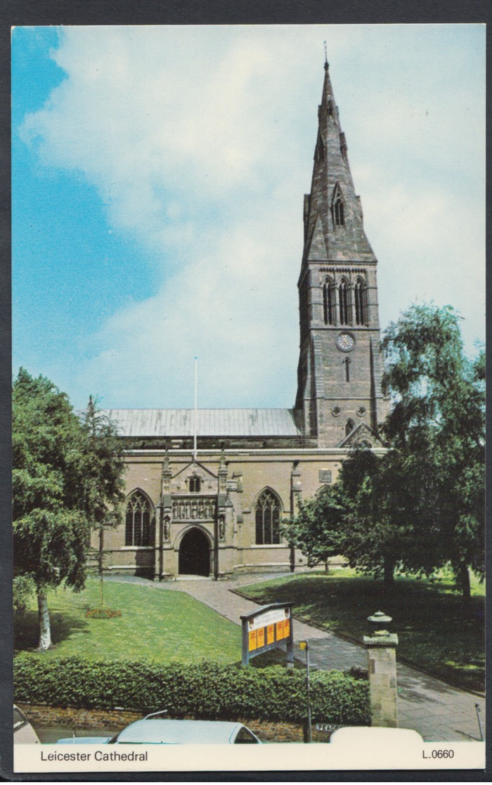 Leicestershire Postcard - Leicester Cathedral  DC1421 - Leicester