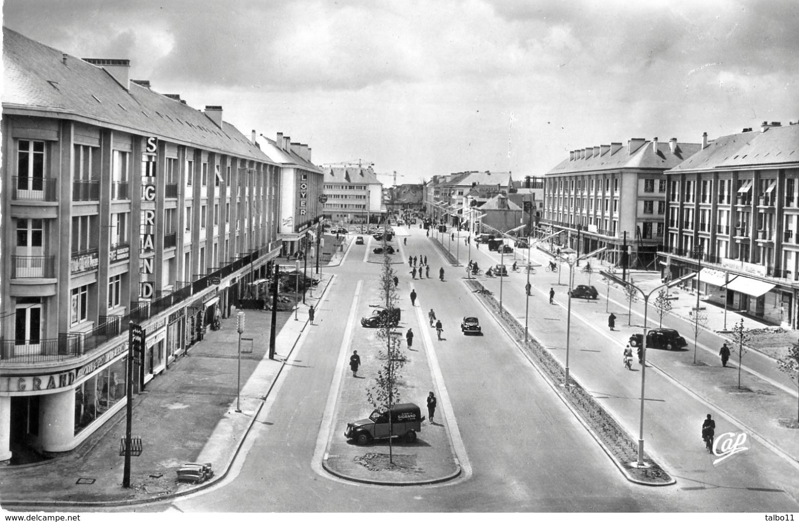 44 - Saint Nazaire - Avenue De La République - Lot De 2 Cartes - Saint Nazaire