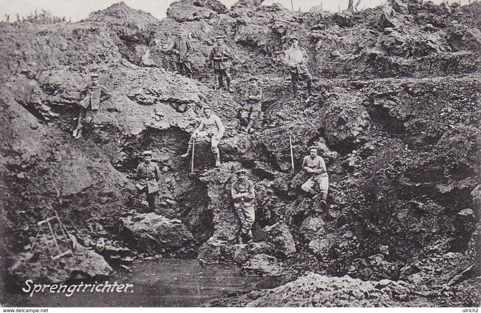 AK Deutsche Soldaten Mit Werkzeug - Sprengtrichter - 1. WK (33008) - Weltkrieg 1914-18