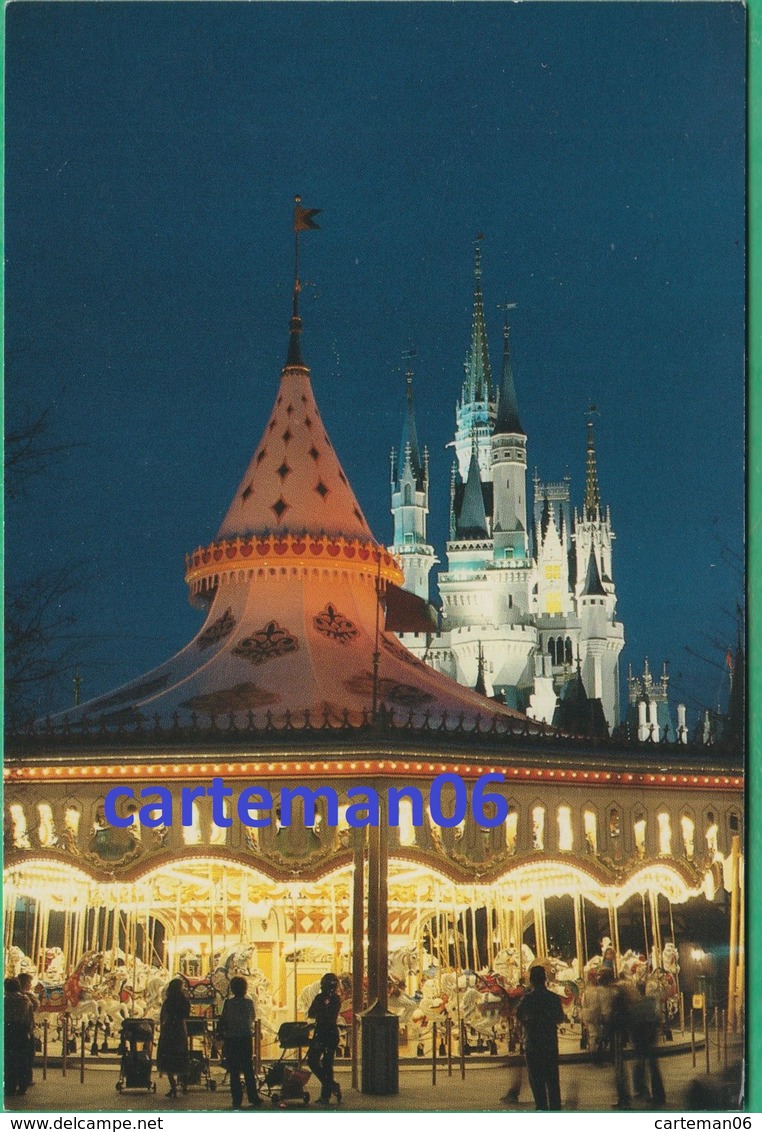 Etats-Unis - Orlando - Walt Disney World - Castle And Carousel - Orlando