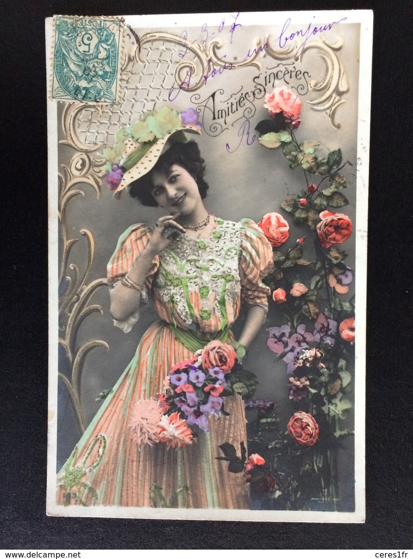 CPF022 - Carte Postale Fantaisie - Femme Entourée De Fleurs - Sonstige & Ohne Zuordnung