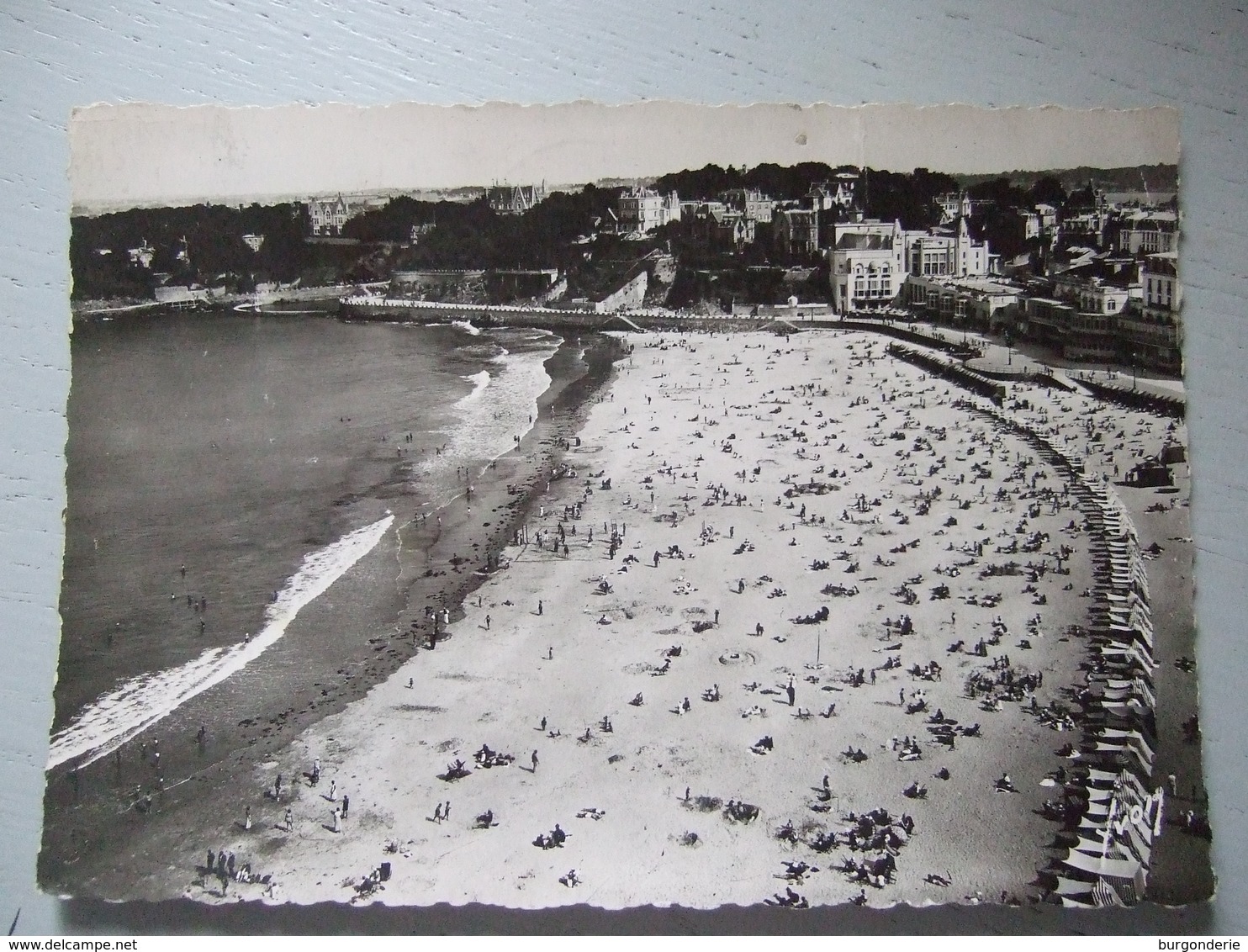 DINARD  / JOLI LOT DE 28 CARTES / TOUTES LES PHOTOS - Dinard