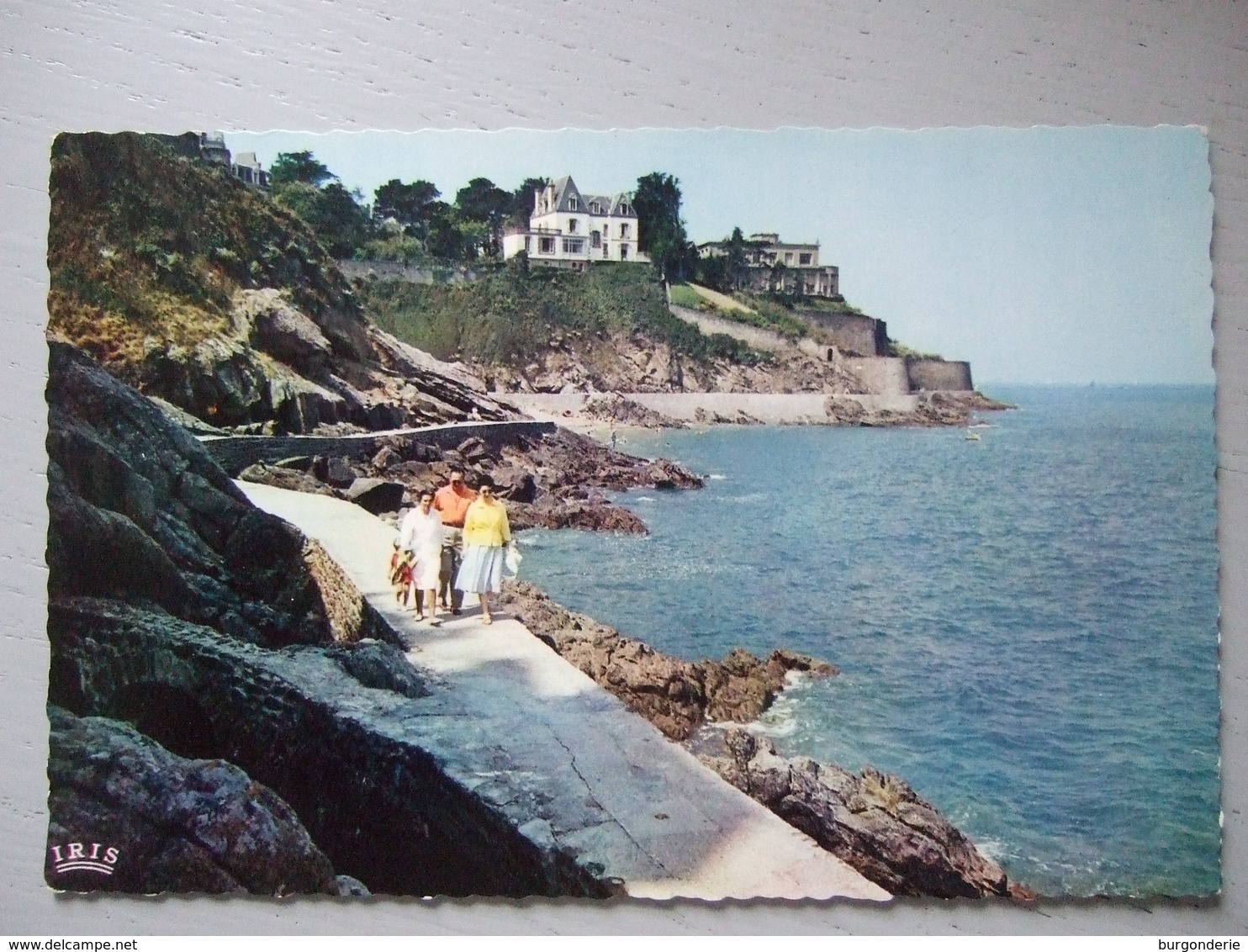 DINARD  / JOLI LOT DE 28 CARTES / TOUTES LES PHOTOS