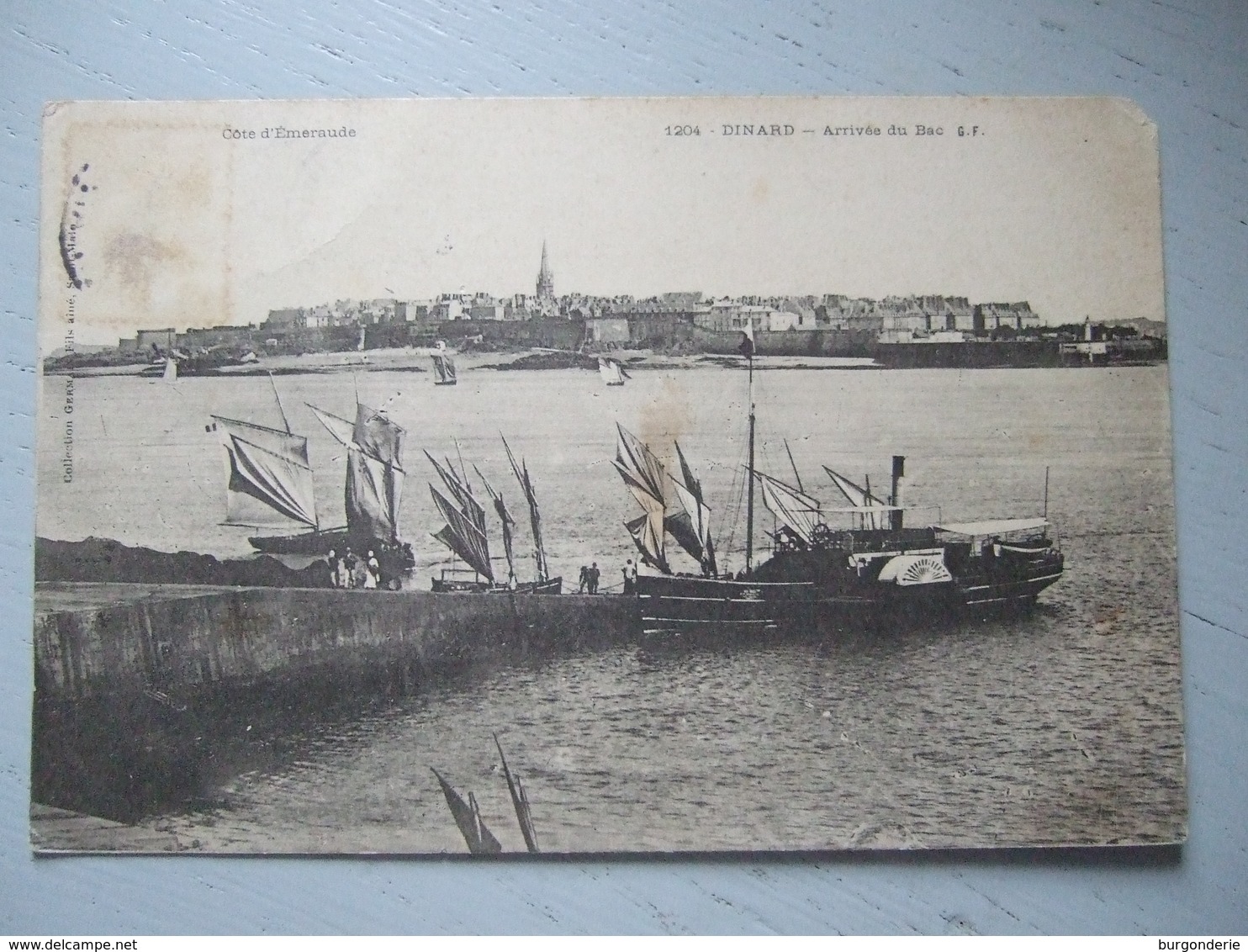 DINARD  / JOLI LOT DE 28 CARTES / TOUTES LES PHOTOS